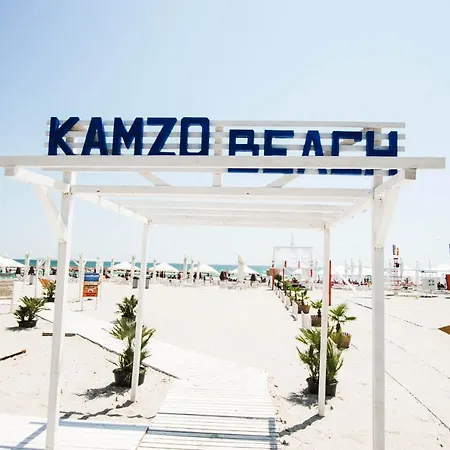 Апартаменты Kazeboo - 200m Pana La Mare *